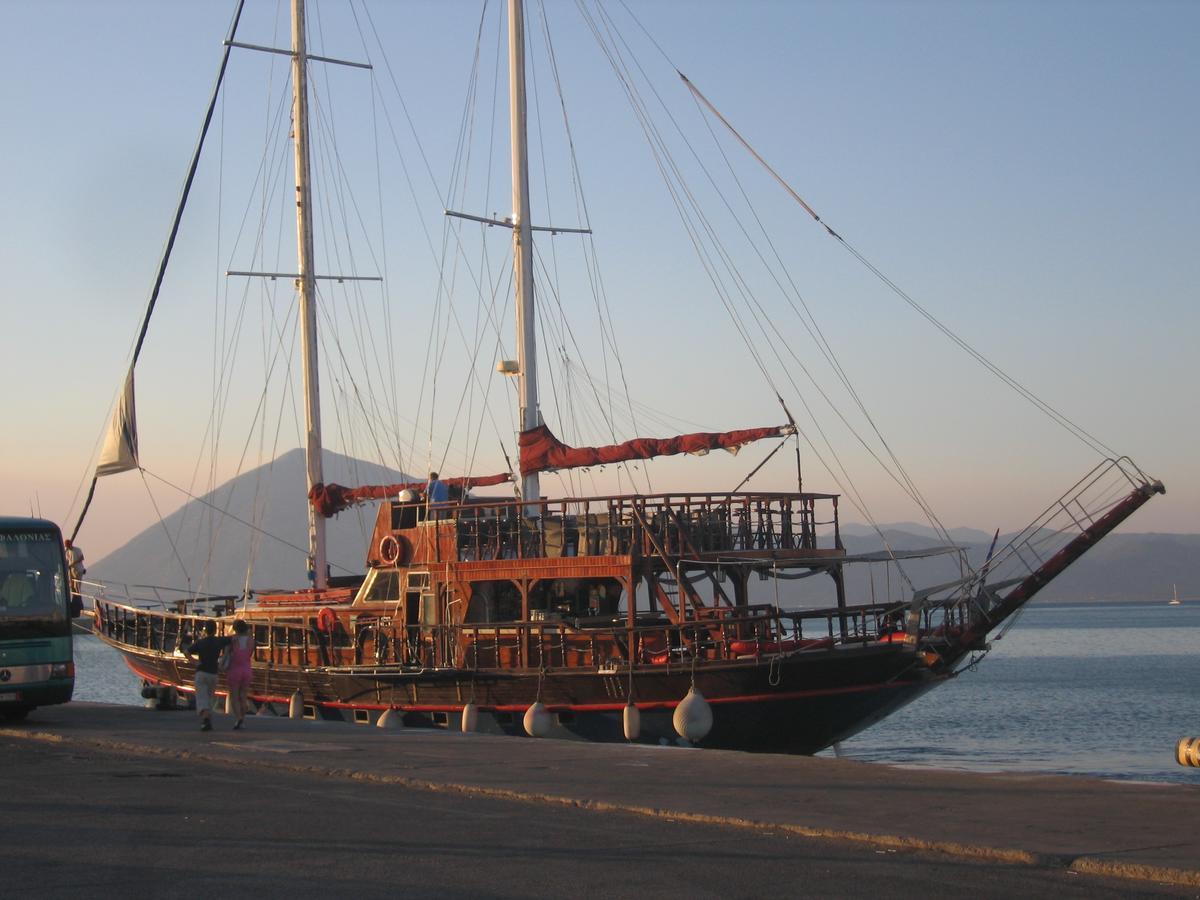 Villa Eleni 瓦西 外观 照片